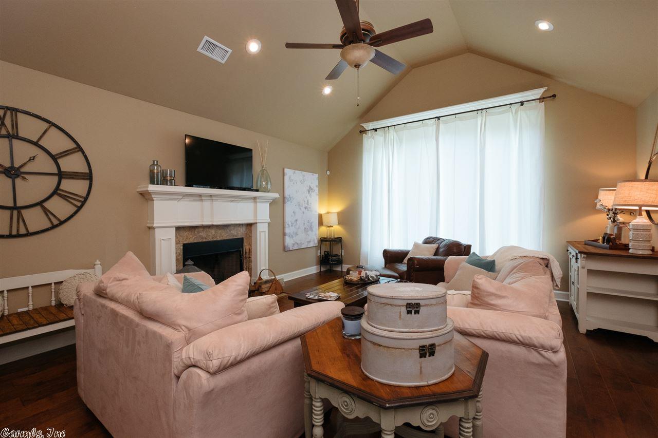 2401 Hickory Dr, Bryant, AR 72019 photo 6