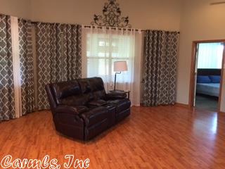 942 Lobo, Benton, AR 72019 photo 10