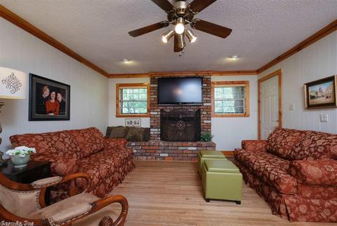 1903 Cedarhurst, Benton, AR 72015 photo 3