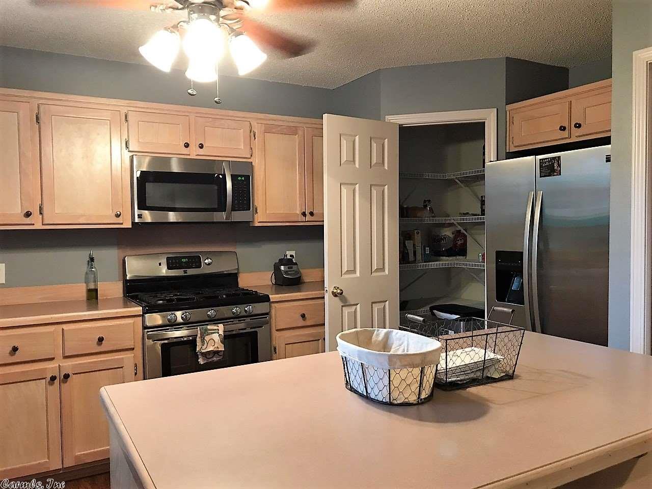 210 Hunters Run Dr, Haskell, AR 72015 photo 6