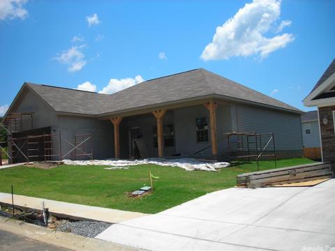 405 Carriage Dr, Benton, AR 72015 photo 1