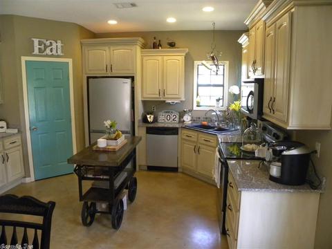 804 Tom Ln, Trumann, AR 72472 photo 6