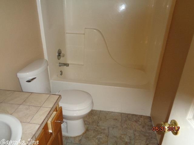 713 Elkhart Loop, Bryant, AR 72022 photo 4