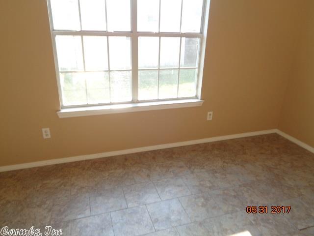 713 Elkhart Loop, Bryant, AR 72022 photo 5