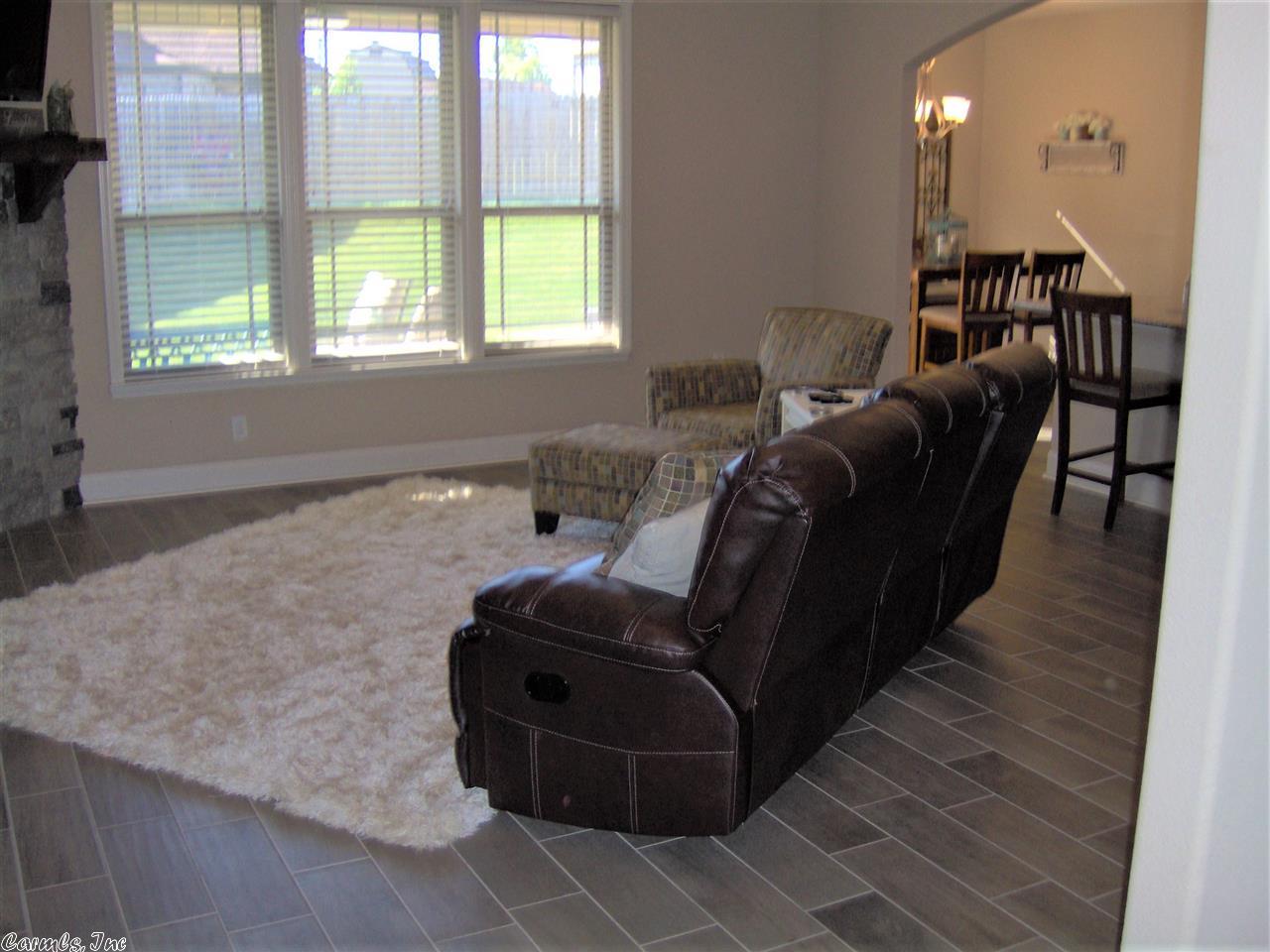 1208 Hideaway Cv, Bryant, AR 72022 photo 8