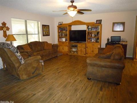 52 Jones Ln, Mount Ida, AR 71957 photo 4