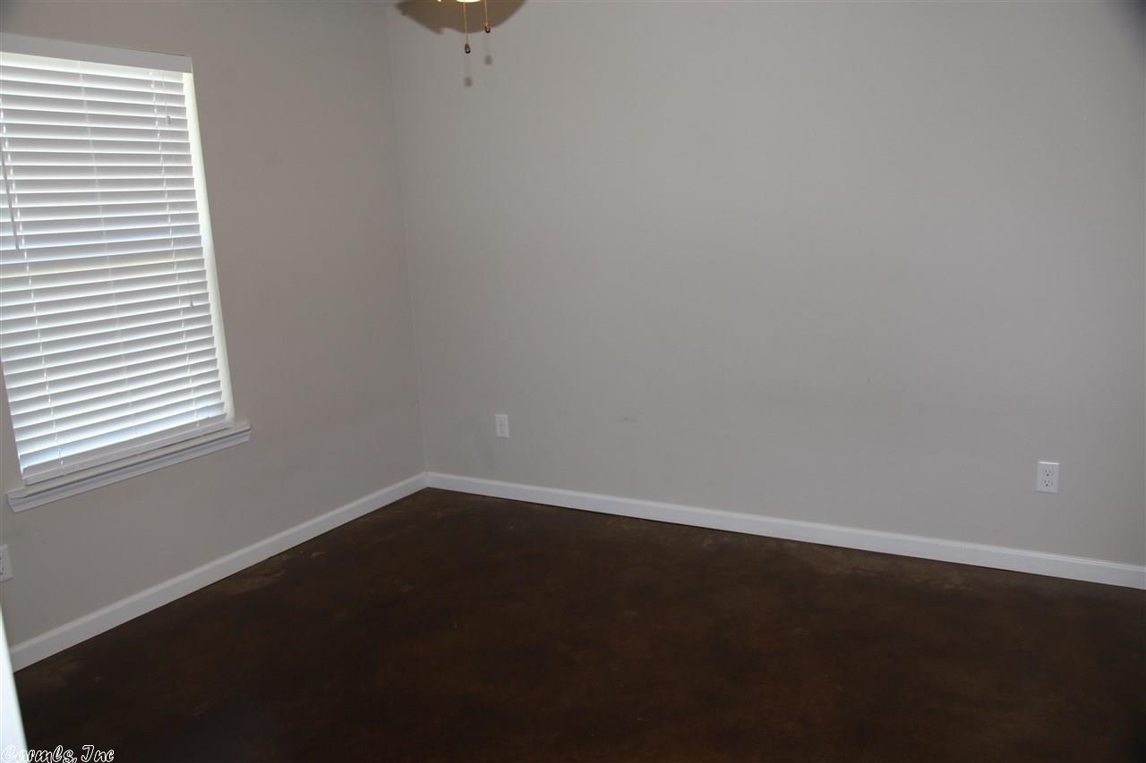327 Michelle Dr, Benton, AR 72015 photo 11