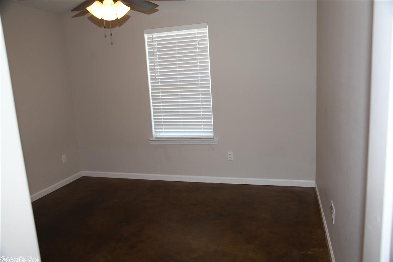 327 Michelle Dr, Benton, AR 72015 photo 17