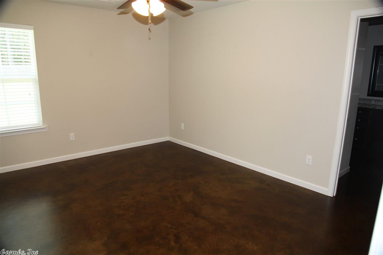 327 Michelle Dr, Benton, AR 72015 photo 16