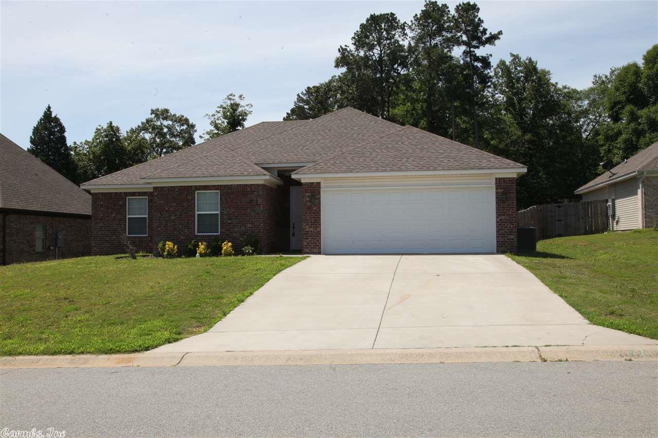 327 Michelle Dr, Benton, AR 72015 photo 1