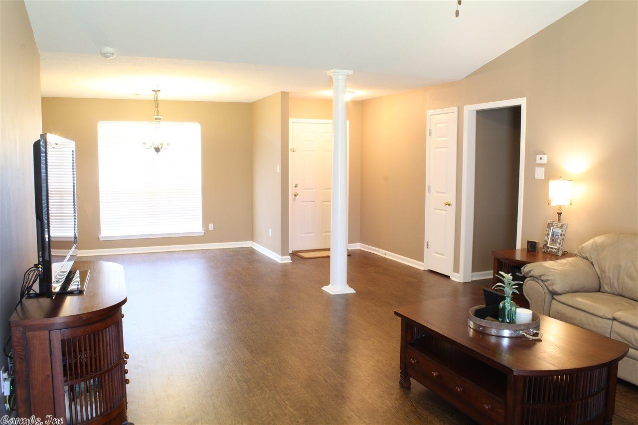 3306 Forest Dr, Bryant, AR 72022 photo 4