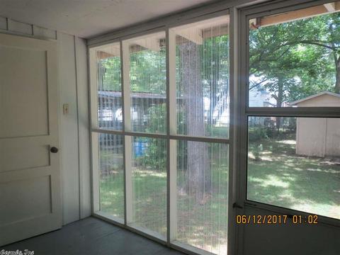 310 John C Moss, Warren, AR 71671 photo 18