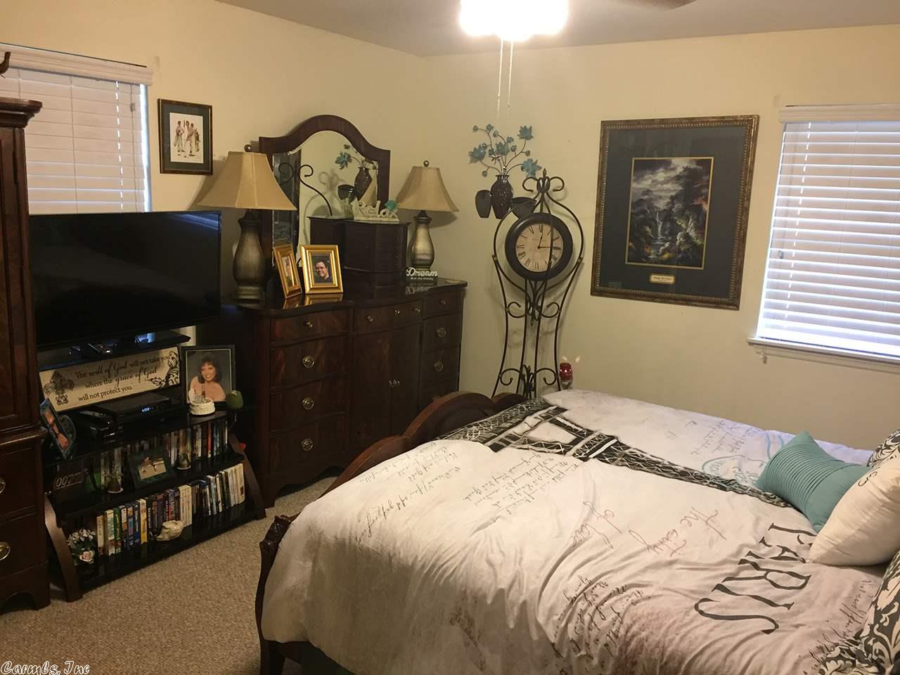 602 S Davis St, Conway, AR 72034 photo 9