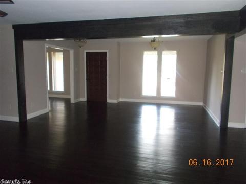 13 Foxfire Cv, Jacksonville, AR 72076 photo 10