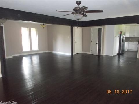 13 Foxfire Cv, Jacksonville, AR 72076 photo 9