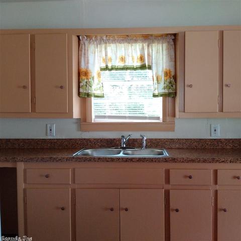 307 S Cypress St, Beebe, AR 72012 photo 7
