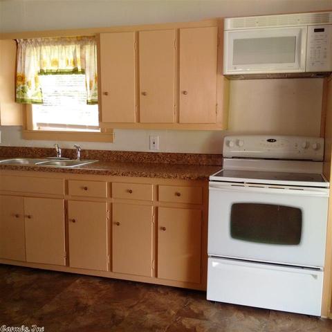 307 S Cypress St, Beebe, AR 72012 photo 8