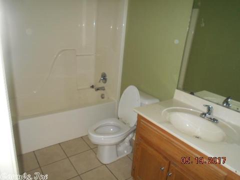406 Ridgewood Dr, Benton, AR 72015 photo 3