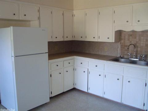 801 S Apple St, Beebe, AR 72012 photo 3