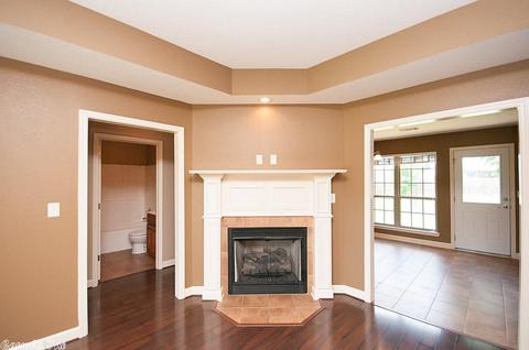 55 Eaglebrook, Conway, AR 72032 photo 4
