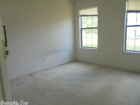 1408 S Holly St, Pine Bluff, AR 71603 photo 10