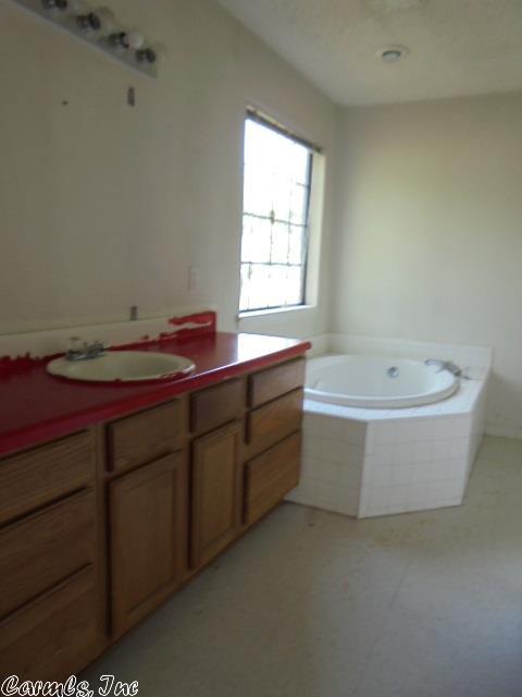 1408 S Holly St, Pine Bluff, AR 71603 photo 13