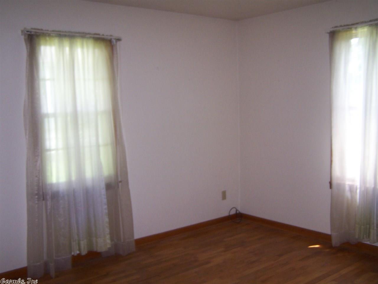635 Main, Trumann, AR 72472 photo 4