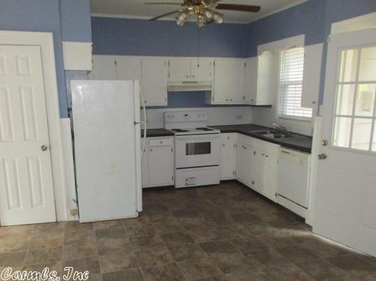 203 Van St, Warren, AR 71671 photo 13