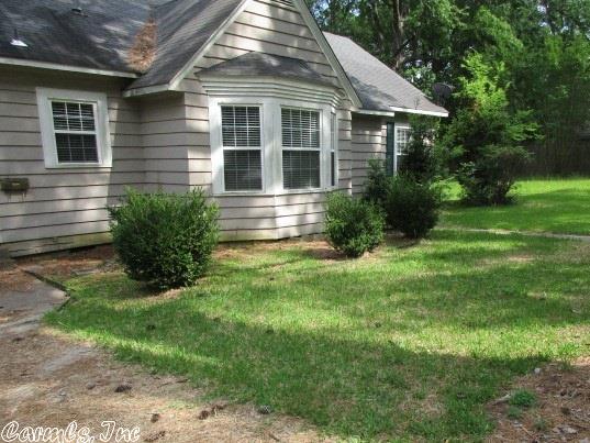 203 Van St, Warren, AR 71671 photo 2