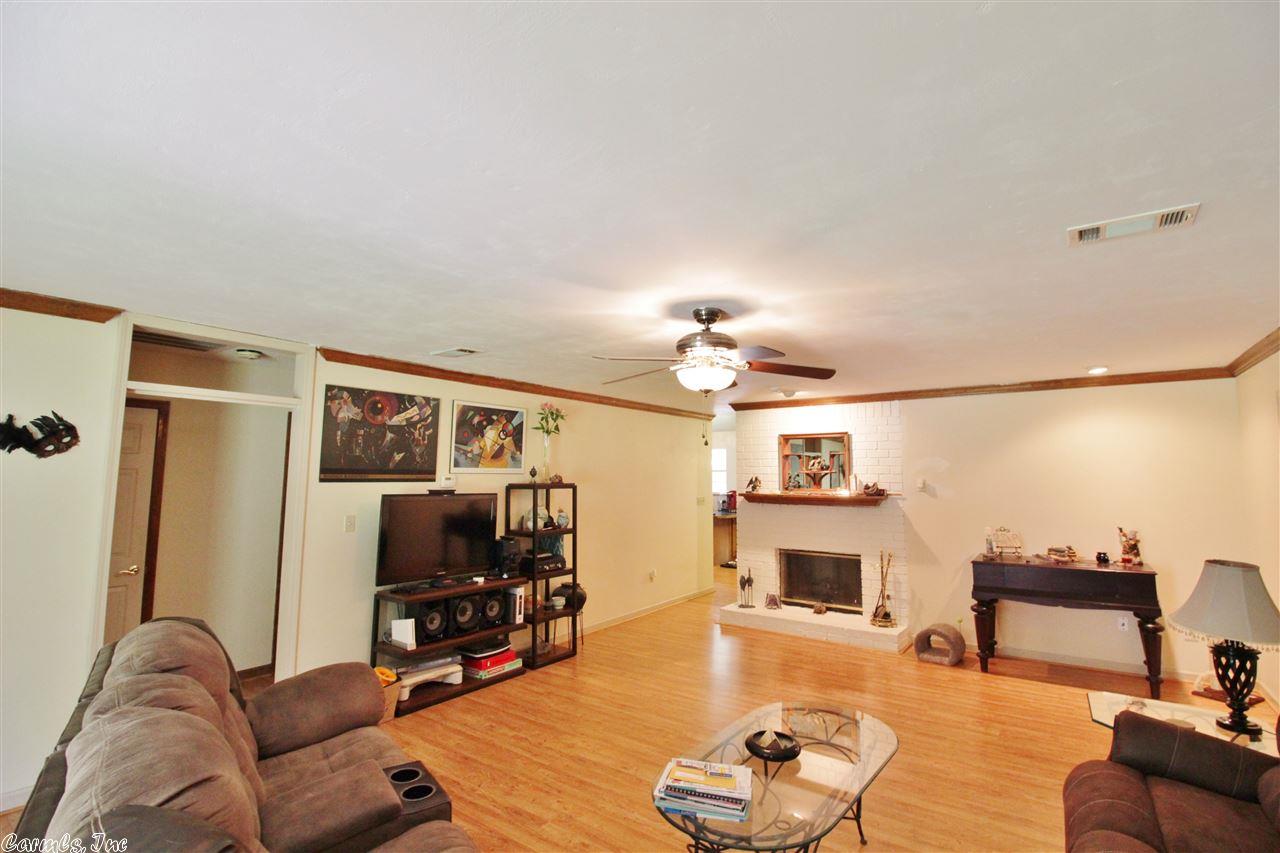 2315 Raintree, Bryant, AR 72022 photo 8