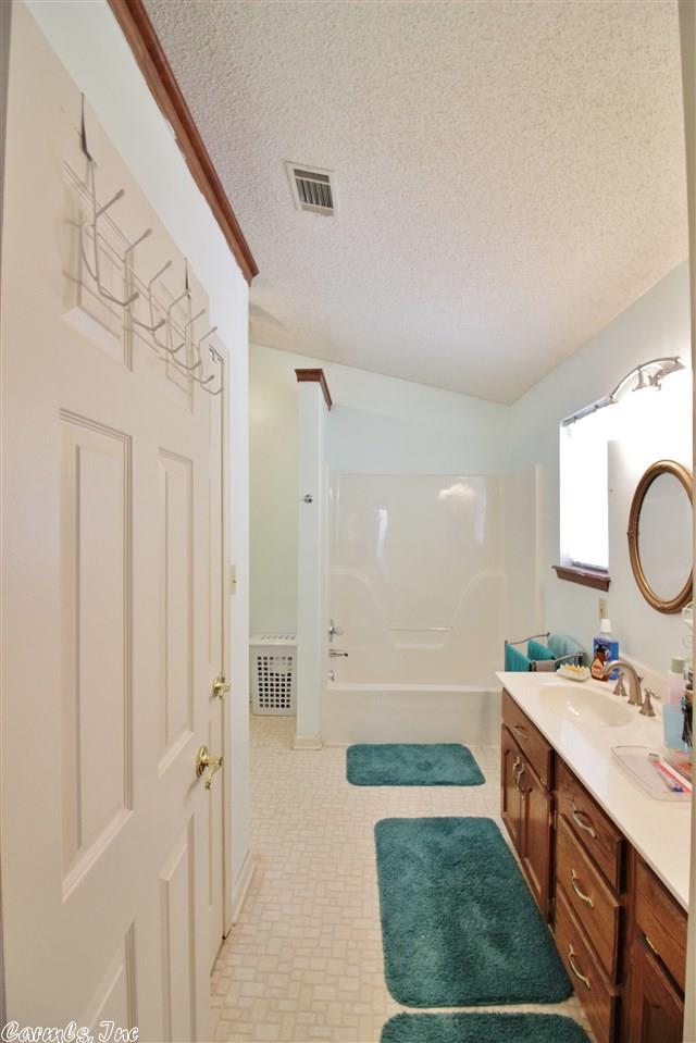 2315 Raintree, Bryant, AR 72022 photo 24