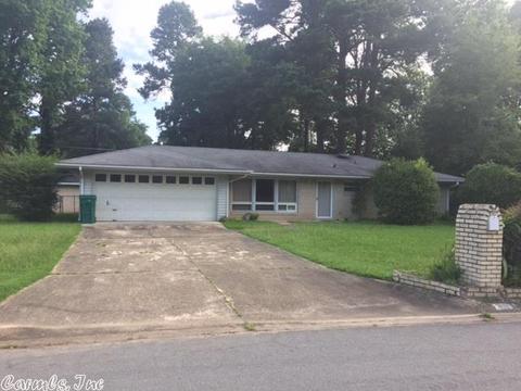 301 Steve Dr, Pine Bluff, AR 71603 photo 1