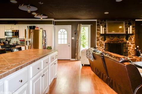 2001 Banny Dr, Benton, AR 72019 photo 9