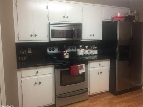 2107 Windsor Colony, Pine Bluff, AR 71603 photo 8