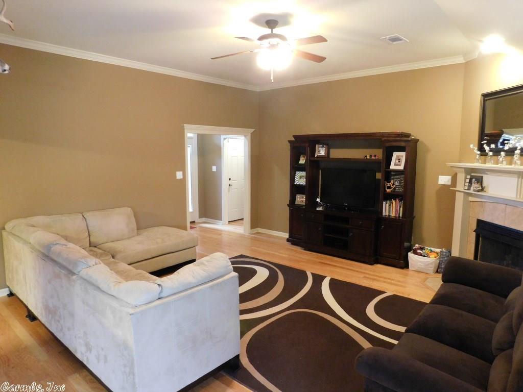 3005 Millbrook Dr, Benton, AR 72015 photo 4