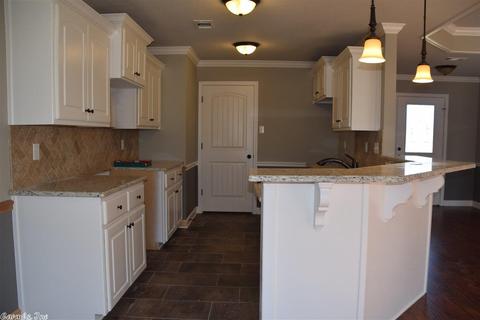 313 Bobwhite Cir, Lonoke, AR 72086 photo 6