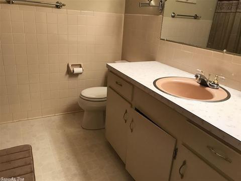 1219 N Seventh, De Queen, AR 71832 photo 15