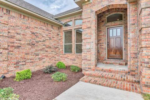 103 Greystone Dr, Greenbrier, AR 72058 photo 2