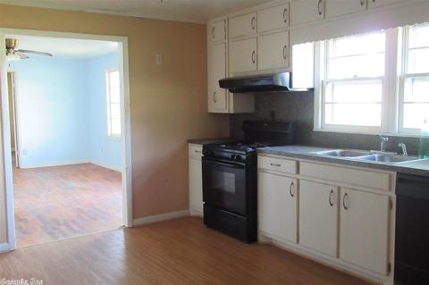 410 S Fir St, Beebe, AR 72012 photo 6