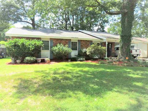 3606 Shamrock Dr, Pine Bluff, AR 71603 photo 1