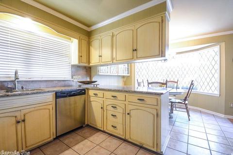 1801 Cedarhurst Dr, Benton, AR 72015 photo 8