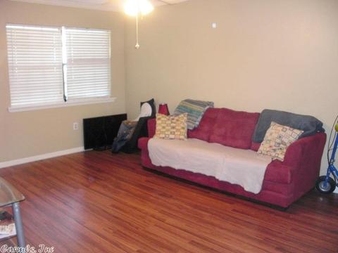 10 Hallous, Conway, AR 72032 photo 3