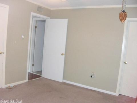 10 Hallous, Conway, AR 72032 photo 16