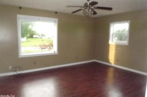 2814 W 8th Ave, Pine Bluff, AR 71603 photo 2