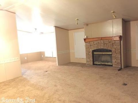 210 N Third Ave, Foreman, AR 71836 photo 5