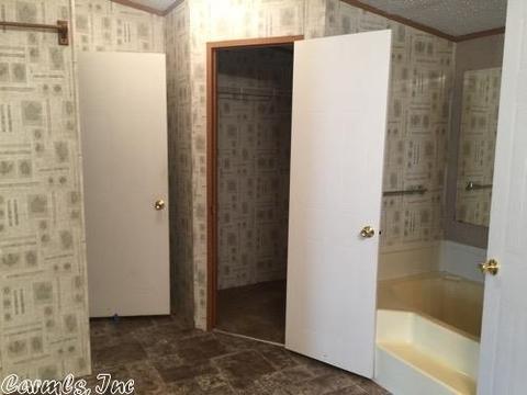 210 N Third Ave, Foreman, AR 71836 photo 8