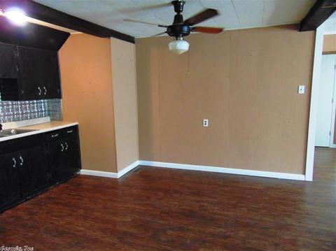 415 S Border St, Benton, AR 72015 photo 3