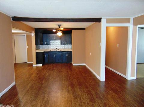 415 S Border St, Benton, AR 72015 photo 2