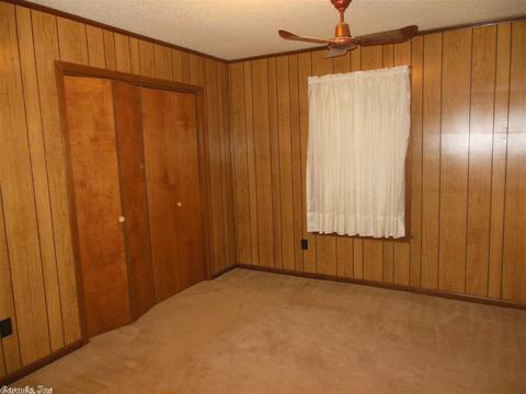 8243 Spring Lk, Pine Bluff, AR 71603 photo 17