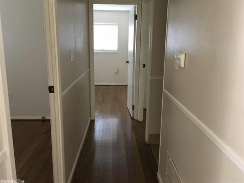 823 W Maple St, Benton, AR 72015 photo 16